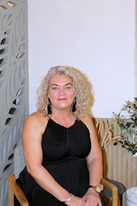 Ms. Vanessa Alves